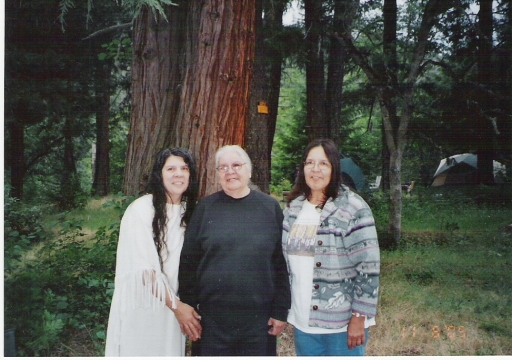 Agnes with daughters Mona Hudson and Nadine Martin at Applegate Salmon Ceremony, 2005